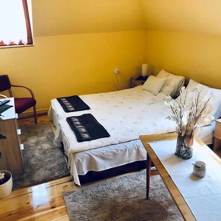 Agnes Vendeghaz Apartment *